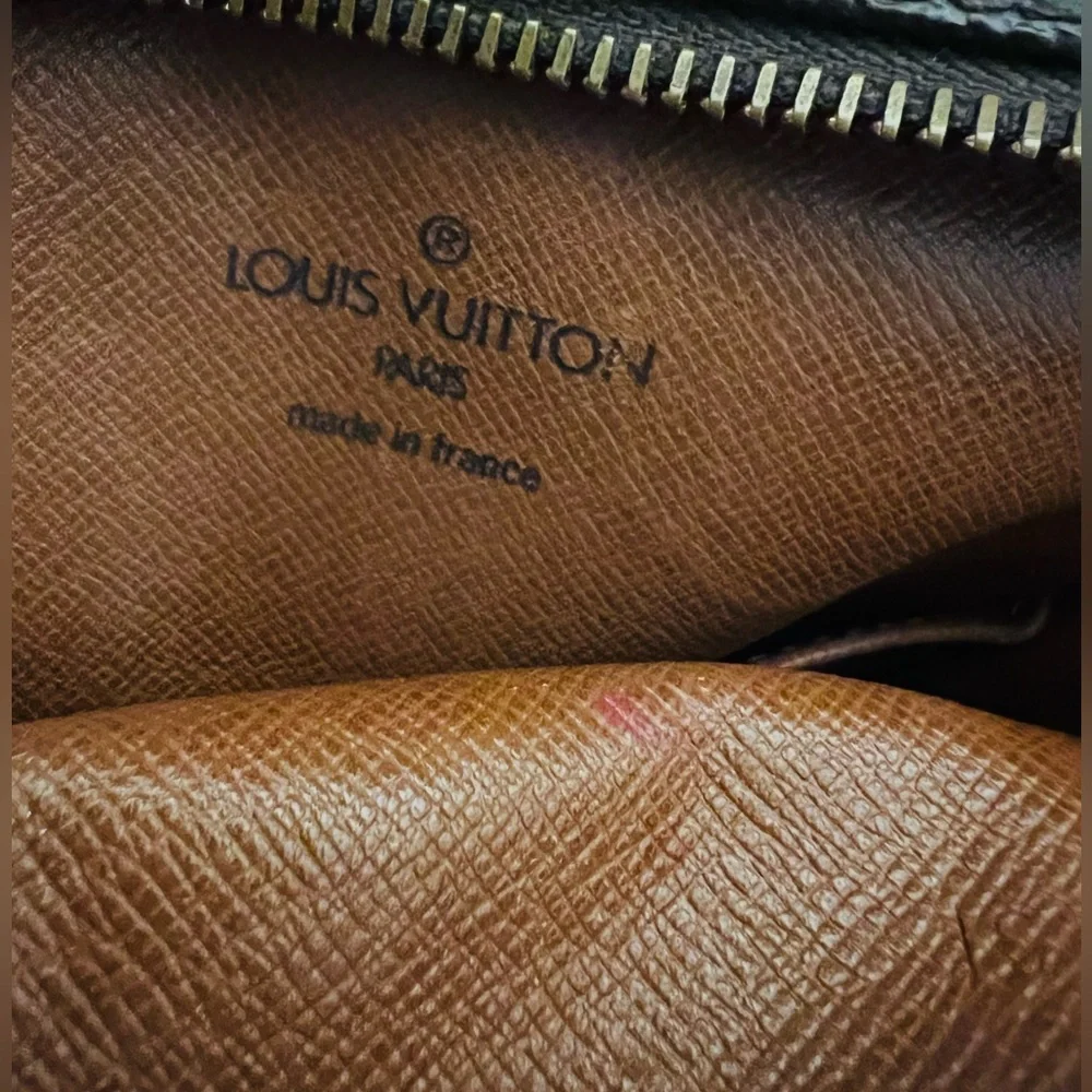 🎊New Year Sale! Authentic Louis Vuitton Danube Monogram Canvas Vintage Bag COA - Picture 11 of 13